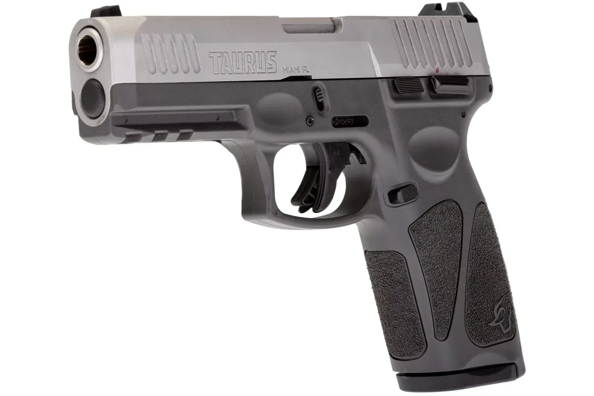 Taurus G3 9mm Gray, 17 Rounds — right quarter view