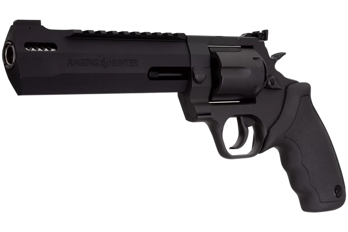 Taurus Raging Hunter .44 Mag 6.75" Matte Black Oxide, 6-Shot — right quarter view